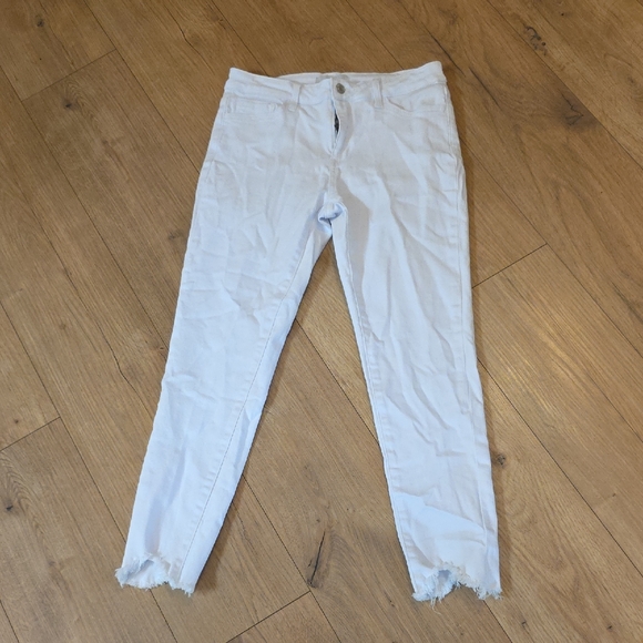 Vervet Denim - Women’s Skinny Jeans - White Frayed Hem